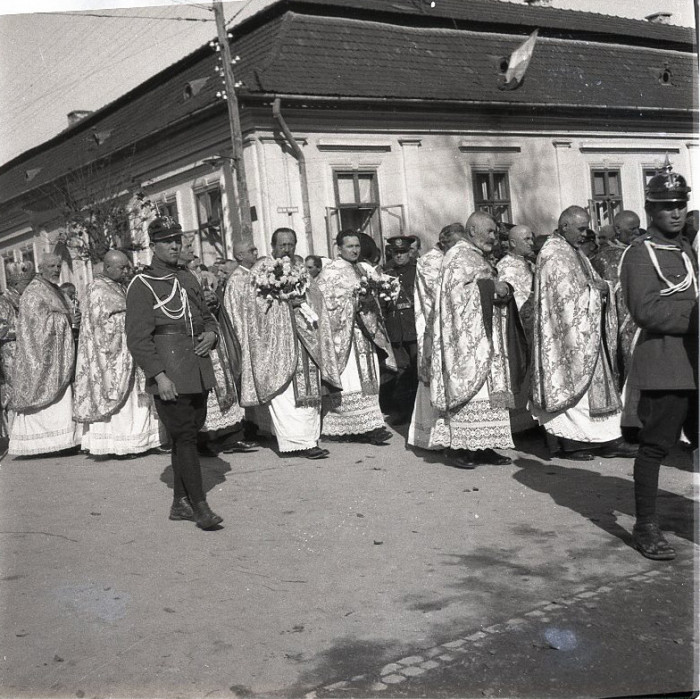 HST 295S Negativ pe celuloid mitropolit greco-catolic Alexandru Rusu anii 1930