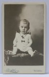 FOTOGRAF B, ATHEN , BUCURESTI , COPILAS IN STUDIO , FOTOGRAFIE C.D.V. , SFARSIT DE SECOL XIX