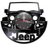 Ceas de perete decorativ realizat din disc de vinil, Model Jeep Wrangler Frontal / Auto Off-Road 4&times;4, Negru, 30 cm