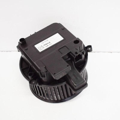 Ventilator aeroterma AUDI Q5 FY 2017 OEM: 4M2820021A 3652885 foto