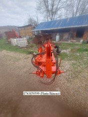 V&acirc;nd plug reversibil Huard pentru tractor