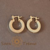 Cercei model nou texturati 2.3 cm , Finisaj lucios si texturat, eleganta fara compromis