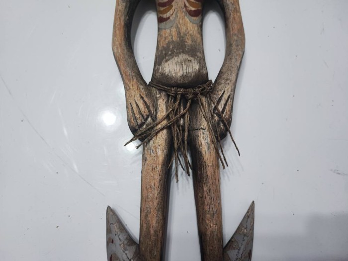 Totem vintage african Papua Noua Guinee