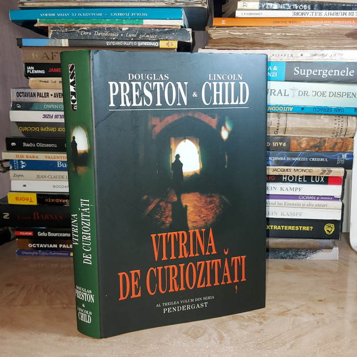 PRESTON &amp; CHILD - VITRINA DE CURIOZITATI , 2008 ( CARTONATA ) #