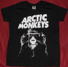 Tricou Arctic Monkeys - maimuta ,calitate 180 grame foto