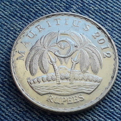 1i - 5 Rupees 2012 Mauritius foto