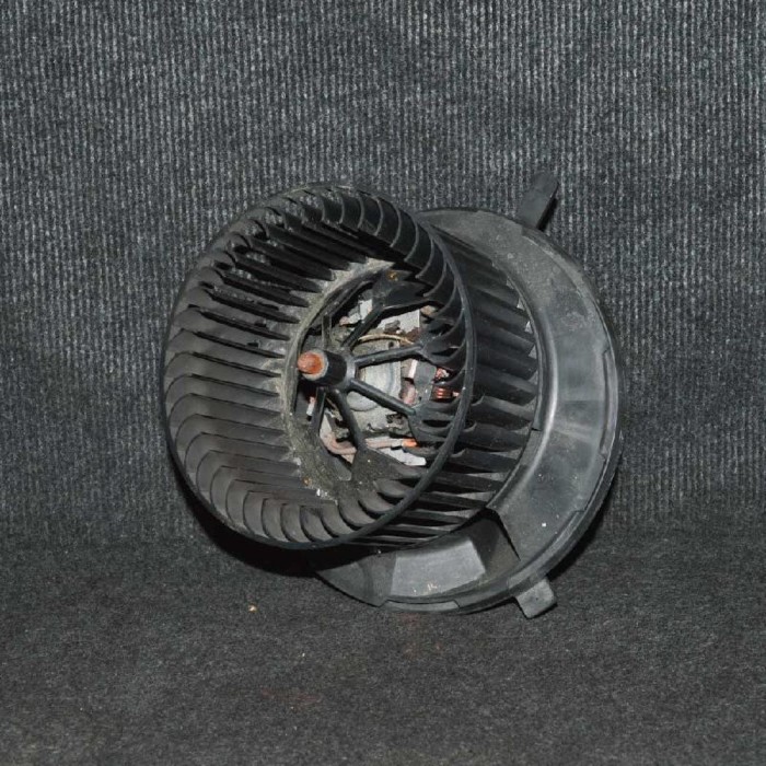 Ventilator aeroterma VW JETTA III 1K2 2006 OEM: 983227A1K2819015 | 2285933