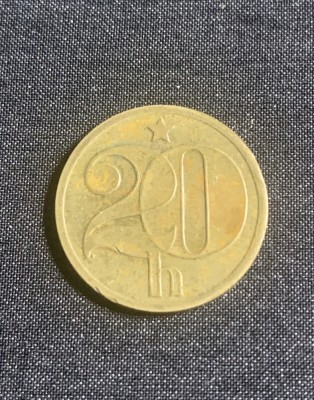 Moneda Cehoslovacia 20 haleri 1972 foto