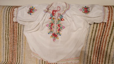 Ie romaneasca foto
