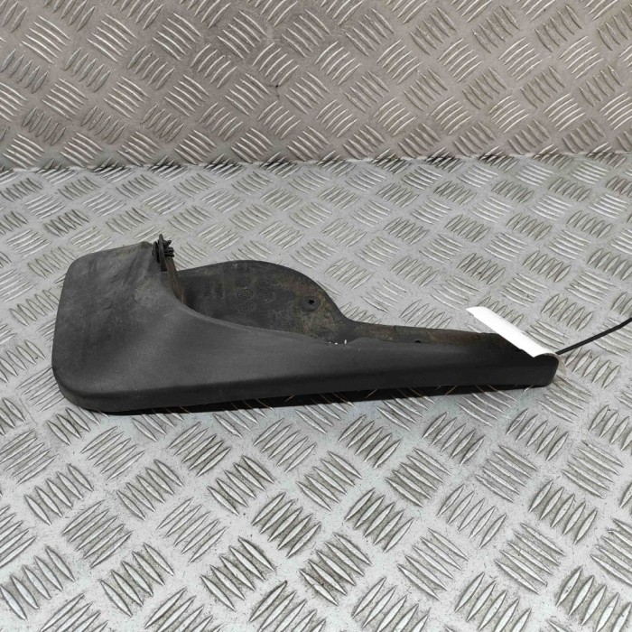 Aparatoare noroi dreapta față INFINITI FX 2005 OEM: 999J2-EP00003,999J2-EP000,999J2EP000