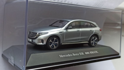 Macheta Mercedes Benz EQC 4Matic N293 2019 silver - Spark 1/43 foto