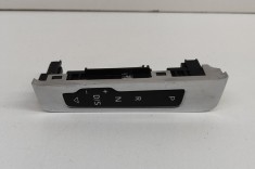 Indicator de schimbare a treptelor de viteză AUDI A3 8V1, 8VK 2016 OEM: 8V2713463A 27503088