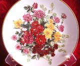 FARFURIE DECORATIVA PORTELAN ENGLEZESC FRANKLIN MINT IN EDITIE LIMITATA DECOR TRANDAFIRI PETITE PERFECTION