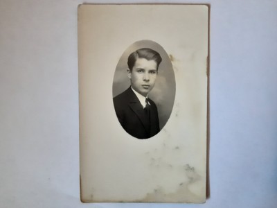 Fotografie dimensiune CP cu t&amp;acirc;năr &amp;icirc;n 1931 foto