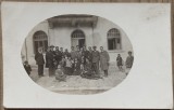 Tineri in fata Cantinei Fabricii Schiel, Busteni, 1926// foto tip CP