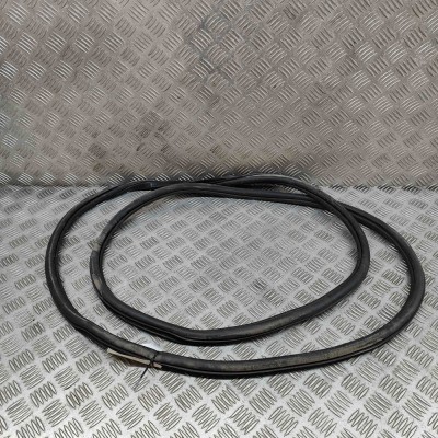 Garnitura ușă dreapta spate VW TOURAN 5T1 2019 OEM: 5TA867914D foto