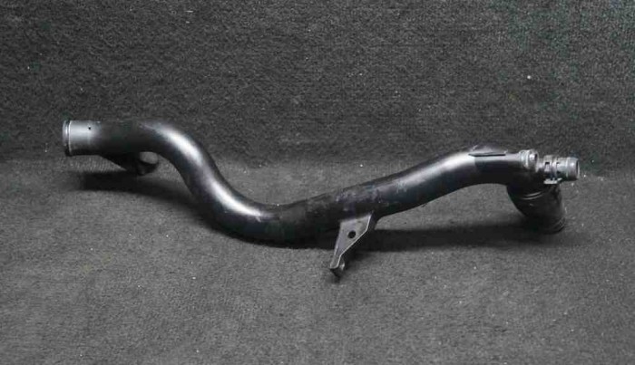 Furtun intercooler dreapta AUDI A4 8K2, B8 2010 OEM: 03L121071