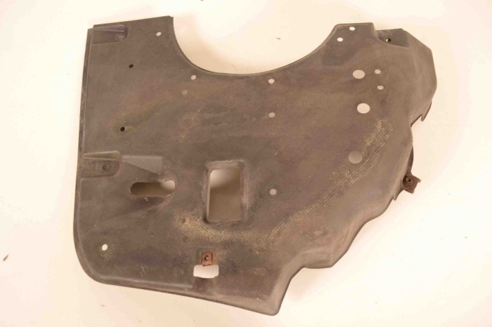 Scut motor st&acirc;nga spate TOYOTA PRIUS Hatchback _W2_ 2007 OEM: 58398-47020