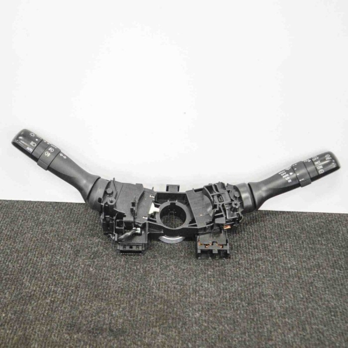 Maneta semnalizare ștergătoare LEXUS RX _U3_ 2006 OEM: 173832173848