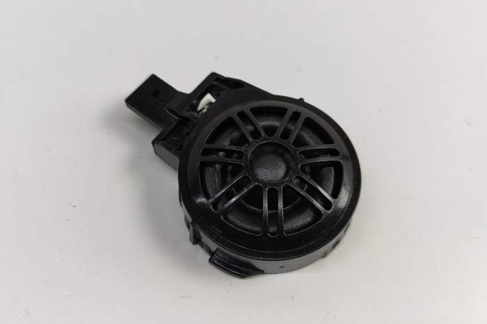 Difuzor ușă st&acirc;nga față TESLA MODEL Y 2022 OEM: 1079741-00-A | 30469712