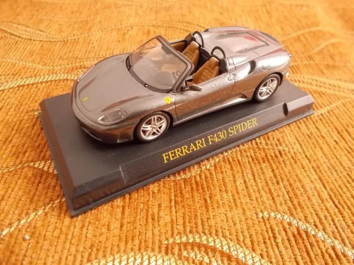 FERRARI F430 SPIDER ,MACHETA 1/43
