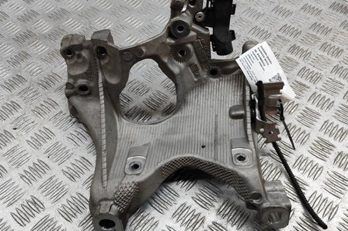 Suport punte dreapta AUDI A5 Sportback F5A 2024 OEM: 8W0399296E | 31669312