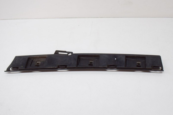 Suport prag lateral st&acirc;nga față BMW 2 Coupe F22, F87 2016 OEM: 7268077 12021478