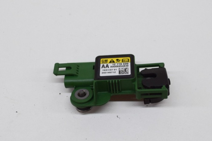Senzor de impact dreapta față SAAB 9-3 Estate YS3F 2007 OEM: 12778699,343149712 14802727