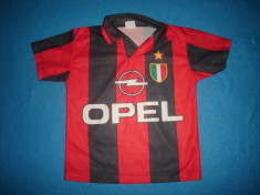 TRICOU DE FOTBAL DE COPII AC MILAN WEAH PENTRU 4 ANI foto