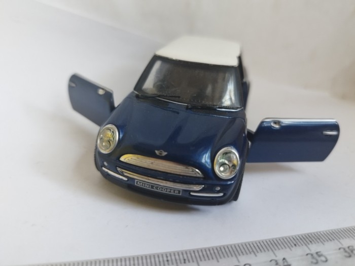 bnk jc Corgi CC99121 - 2001 BMW Mini-Cooper - albastru
