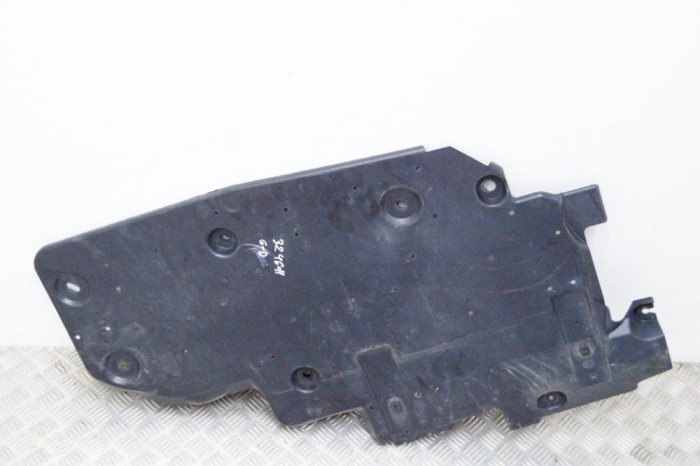 Scut motor dreapta spate OPEL GRANDLAND X 75 2018 13709704