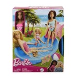 Cumpara ieftin Set de joaca Barbie - Barbie blonda cu piscina