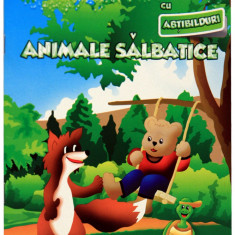 Carte de colorat cu abtibilduri - Animale salbatice |