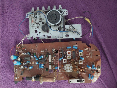 radio-casetofon vechi de colectie fara carcasa-vezi foto-pentru piese/reparat foto