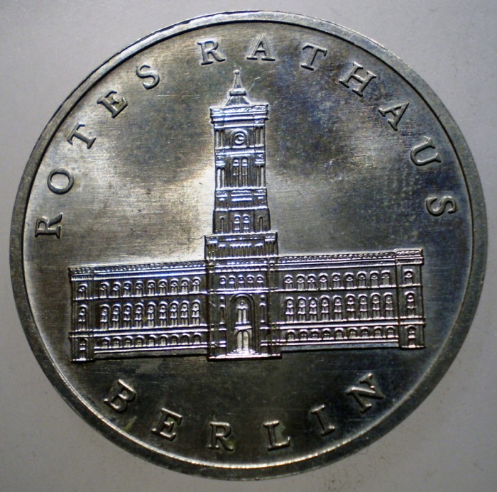 2.038 GERMANIA RDG DDR ROTES RATHAUS BERLIN 5 MARK 1987 A AUNC