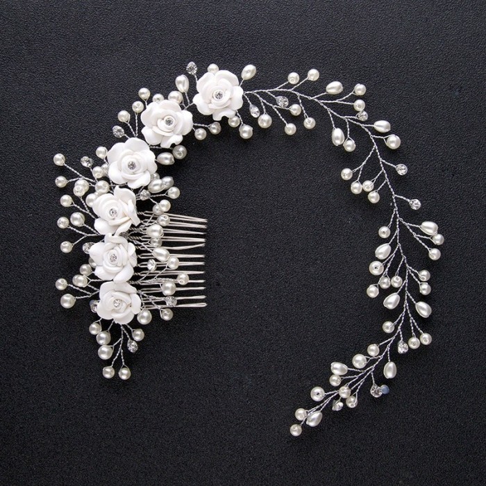 tiara floricele,perle si pieptan lungime 40 cm, tiara floricele,perle si pieptan lungime 40 cm,