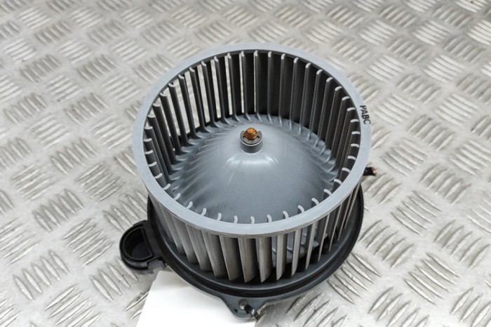 Ventilator aeroterma TESLA MODEL X 2020 OEM: 1052586-00-A,F00S3B2578 29796109