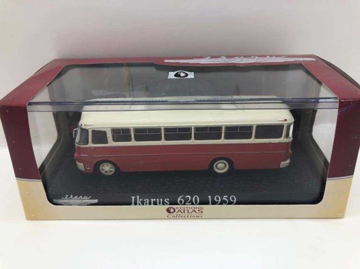 Macheta autobuz Ikarus 620 1959 sc. 1 / 72
