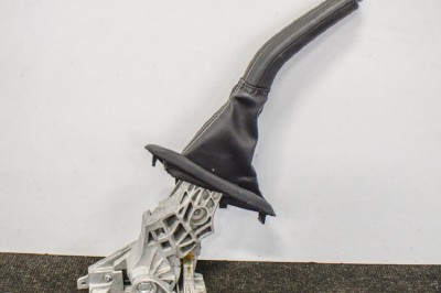 M&amp;acirc;ner fr&amp;acirc;nă de m&amp;acirc;nă VOLVO V40 Hatchback 2016 OEM: EN-MC21120,11330160,11330161 | 10951405 foto