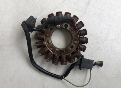 Stator Kawasaki GPZ600R ZX600A 1985-1990 GPX600 ZL600 ZZR600 foto