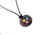 colier de lemn motiv floral 38843