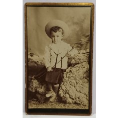 FETITA IN COSTUM DE MARINAR , FOTOGRAFIE FORMAT C.D.V. , CCA. 1900