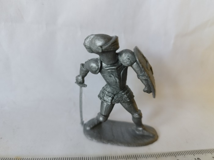 bnk jc Figurina de plastic - Manurba - cavaler medieval