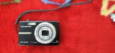 APARAT FOTO DIGITAL OLYMPUS FE-240 , FARA ACUMULATOR . NU STIU DACA FUNCTIONEAZA