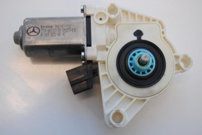 Motor macara geam ușă dreapta spate MERCEDES-BENZ B W245 2011 OEM: A1698204642996147-102 1738947 foto