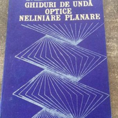 Ghiduri de unda optice neliniare plane- D. Mihalache, D. Mazilu
