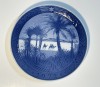 Farfurie portelan danez ROYAL COPENHAGEN, anul 1972, In desert, Farfurii