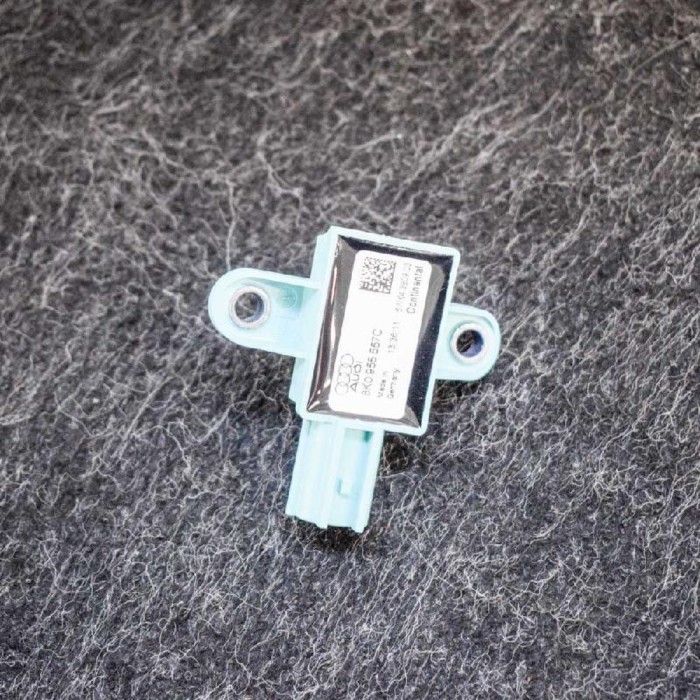 Senzor de impact dreapta față AUDI Q5 8R 2013 OEM: 8K0955557C 3363615