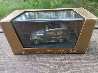 Macheta Fiat 500C Belvedere aperta 1951-1955 scara 1:43 BRUMM foto