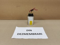 capacitor cuptor cu microunde / C161